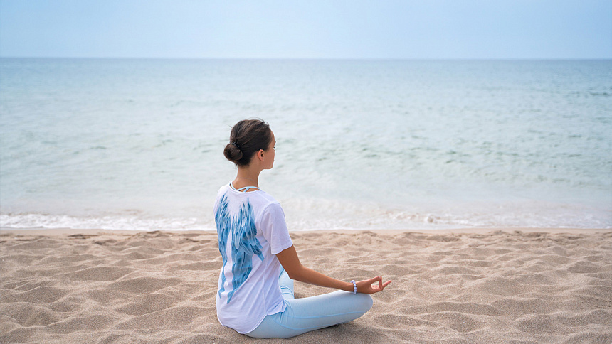 sea, beach, meditating by the sea