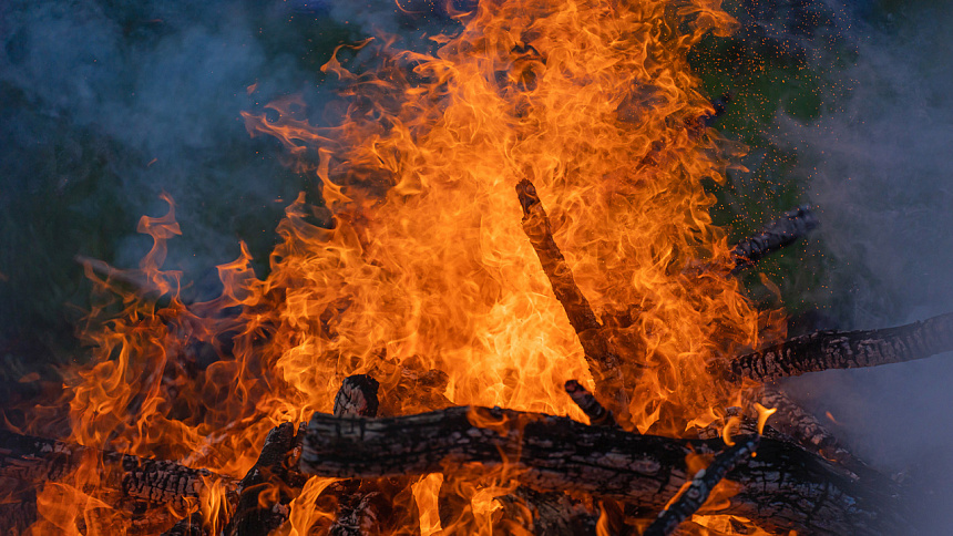 fire, bonfire. Manipura chakra is fire.