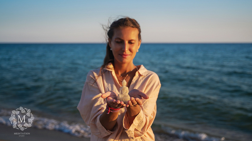 Buddha, the black sea