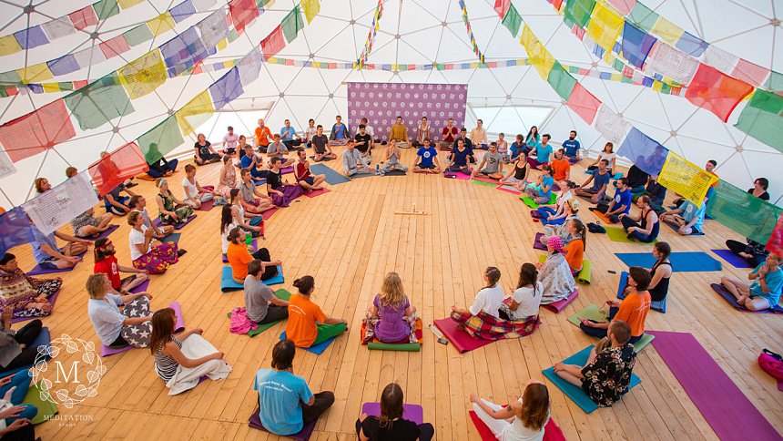 Joint Om mantra. Joint Om mantra.