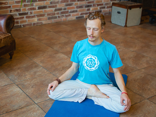 Leg Pain During Meditation: Causes and Solutions